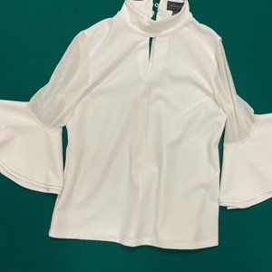 GRASIA WHITE BLOUSE GOOD CONDITIONS